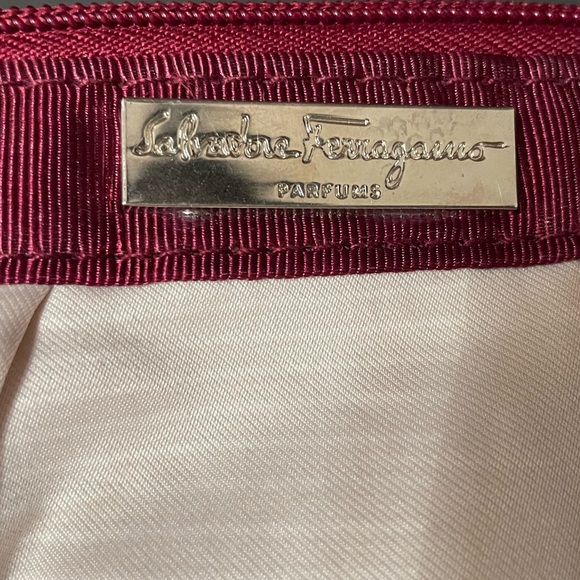 Salvatore ferragamo clutch purse. Used. Condition 10:10 - Picture 2 of 5